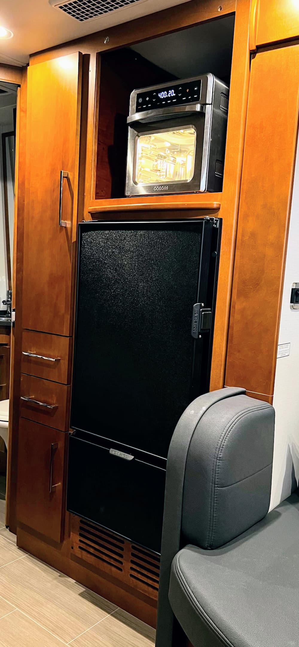 Down the wormhole with a NovaKool RFU6406D